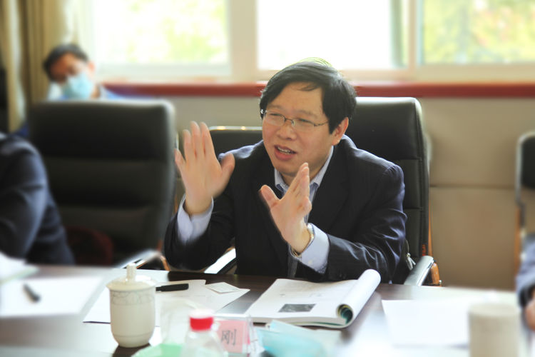 “氣力輸送連續(xù)供料關鍵設備”科技成果評價會在章丘豐源隆重舉行 “氣力輸送連續(xù)供料關鍵設備”科技成果評價會在章丘豐源隆重舉行