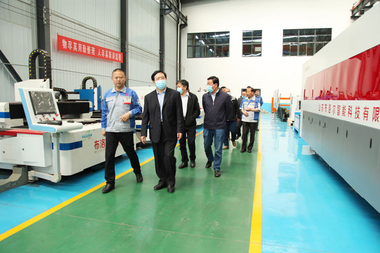 “氣力輸送連續(xù)供料關鍵設備”科技成果評價會在章丘豐源隆重舉行 “氣力輸送連續(xù)供料關鍵設備”科技成果評價會在章丘豐源隆重舉行