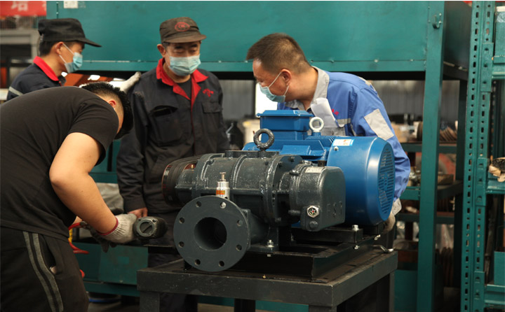 豐源銷售組裝羅茨風(fēng)機(jī)現(xiàn)場(chǎng) 圖片關(guān)鍵詞